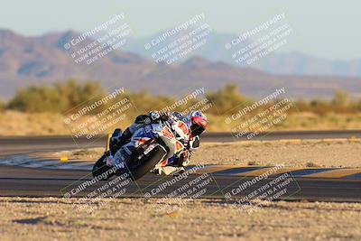 media/Nov-17-2024-CVMA (Sun) [[1fec520723]]/Race 18-Supersport Middleweight/